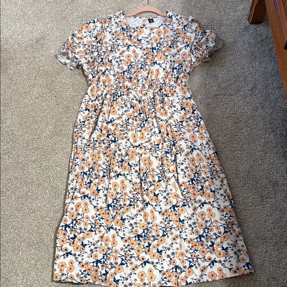 SHEIN Curve Floral Dress with Peach and Navy Accents